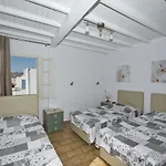 Karboni Gasthof *