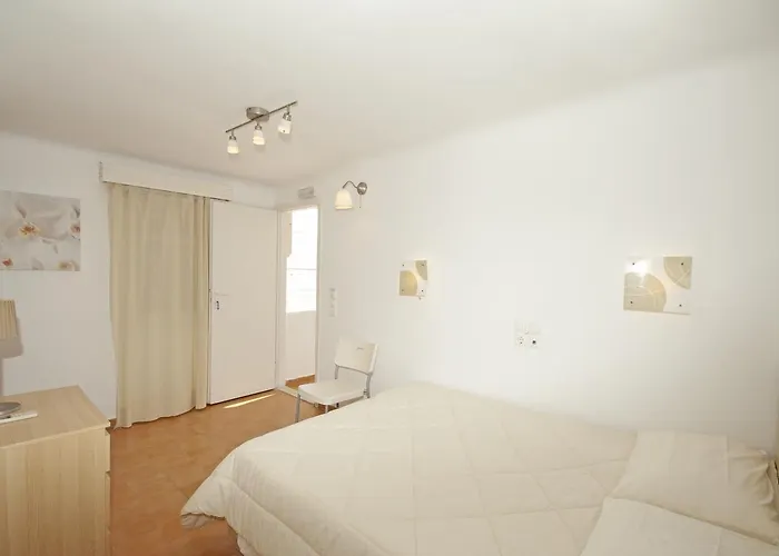 Karboni Mykonos Town