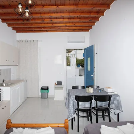 Karboni Konukevi Mykonos Town