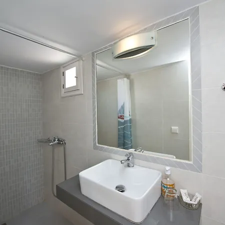 Guest house Karboni