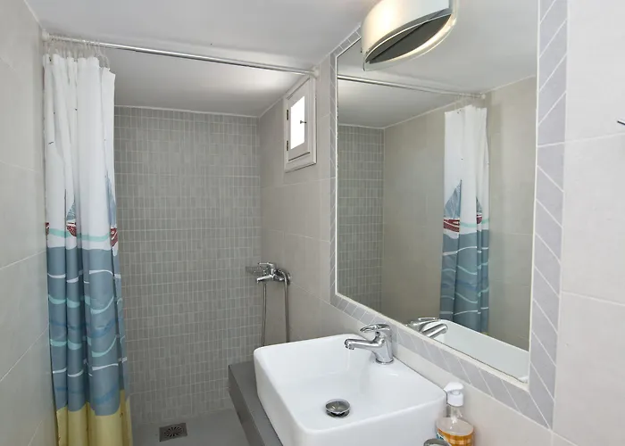 Karboni בית הארחה *