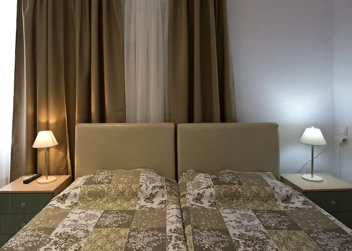 Karboni * Mykonos Town