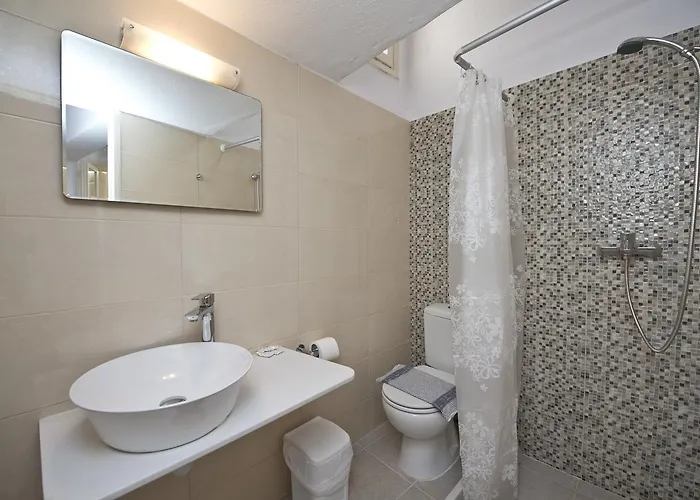 בית הארחה Karboni Mykonos Town