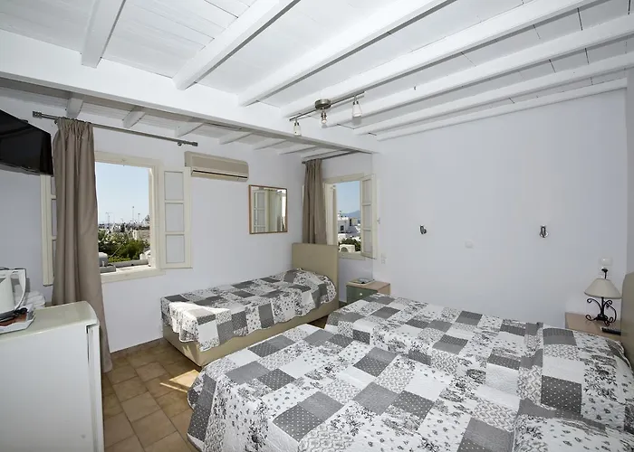 Karboni * Mykonos Town